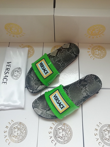 Mixed Brand Slippers Unisex ID:202004a86